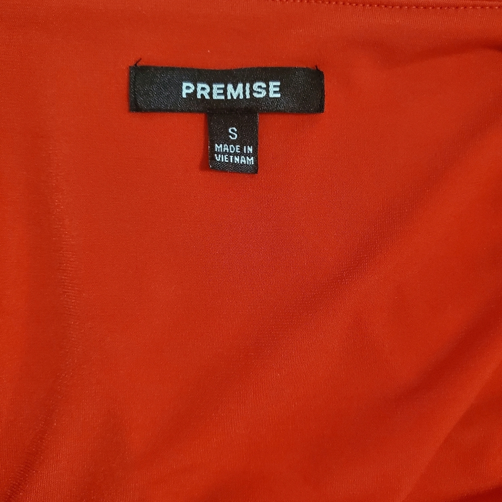 Red Mock Wrap Gathered Top by Premise Sz S - Picture 4 of 6